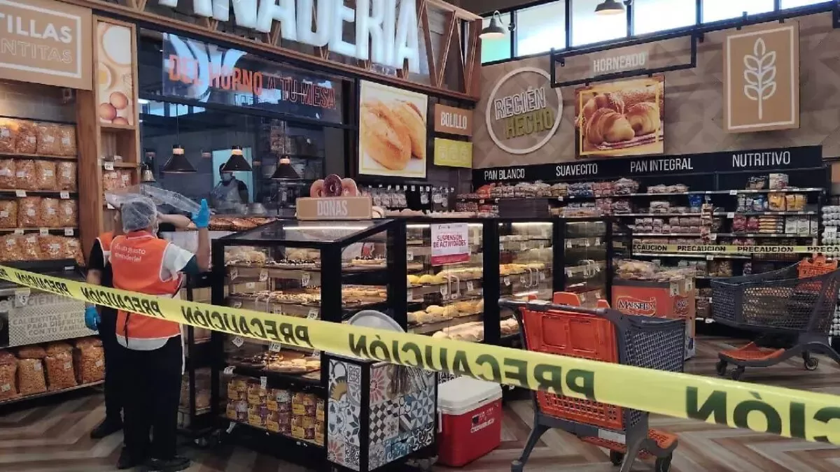 Clausuran panadería de Arteli en Tampico por plaga de insectos