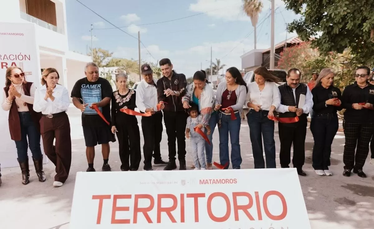 Alcalde Beto Granados inaugura obra de pavimentación en la Colonia Expofiesta Oriente