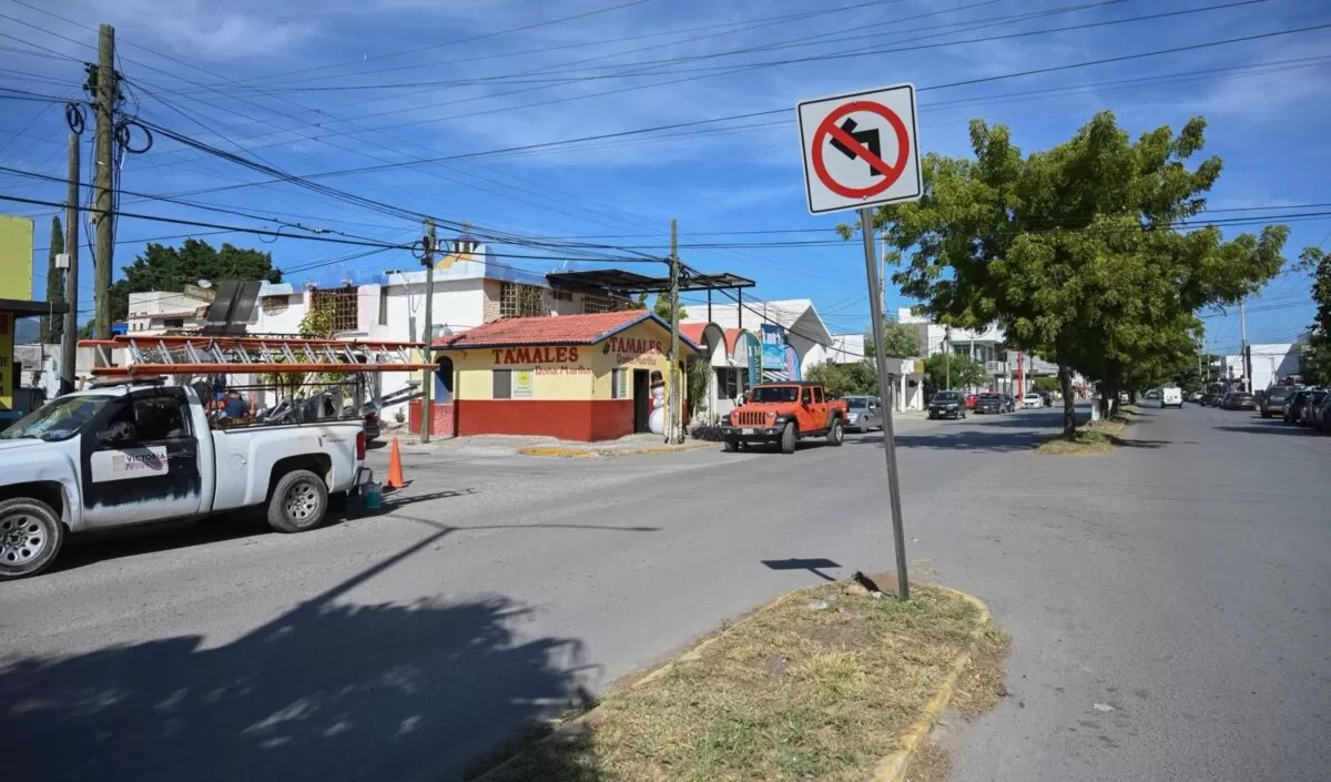 Anuncia SEDUMA cambio de sentido vial en calle Sierra Vista del Fracc. Villarreal.