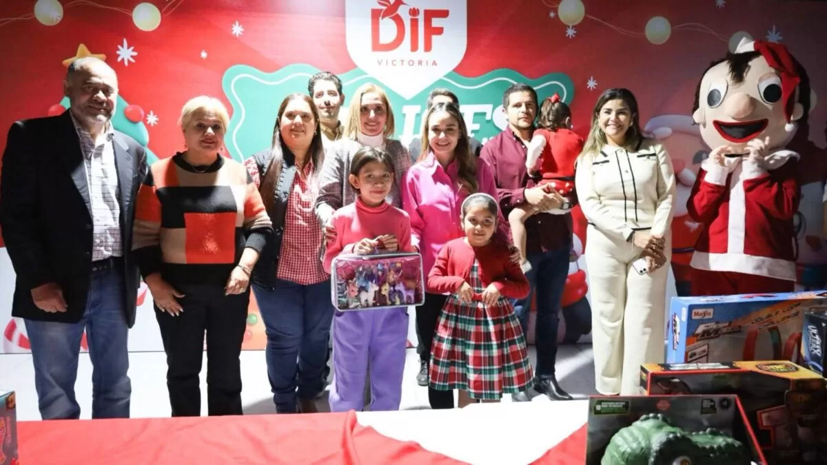Posada navideña lleva alegría a más de 460 niñas y niños en Victoria