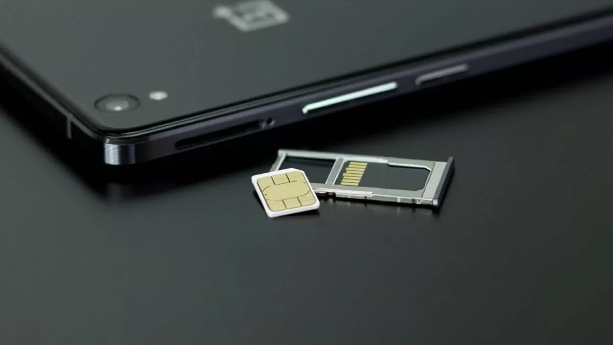 Alertan por venta ilegal de chips celulares ya activados