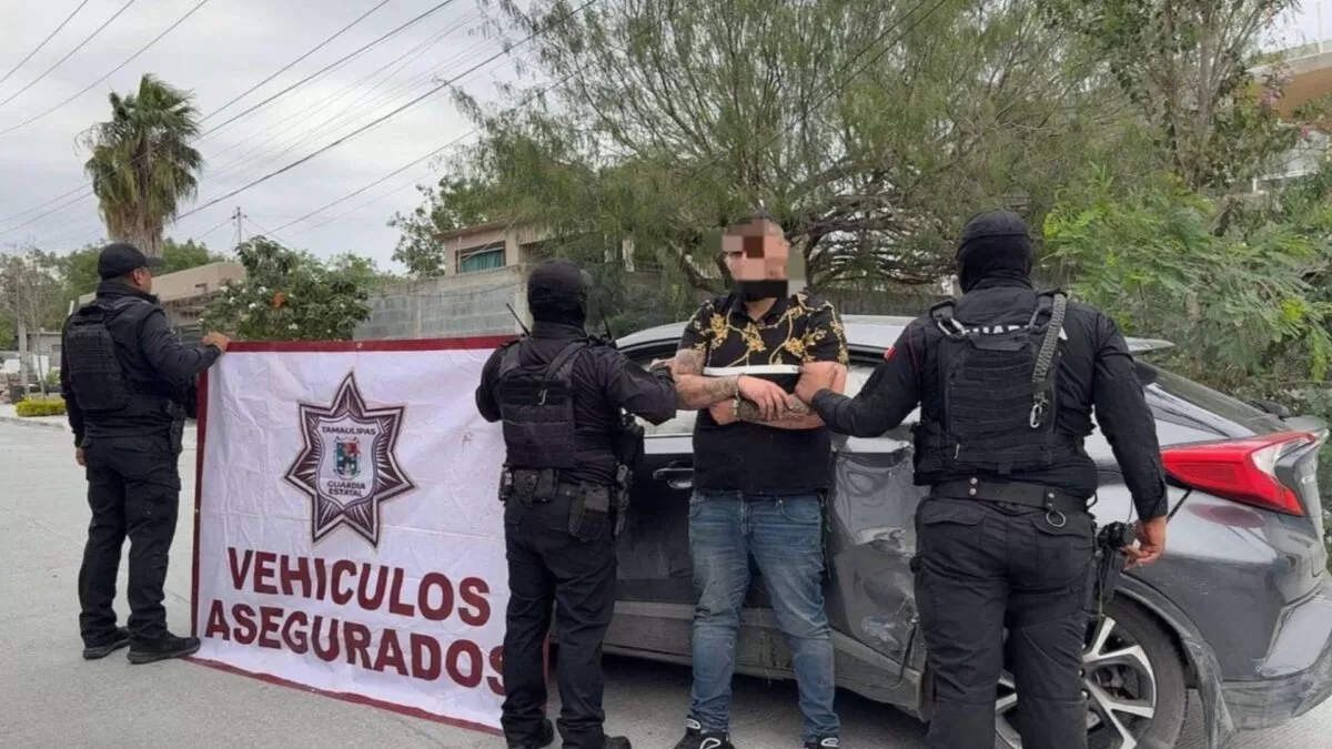 Detienen a hombre con ponchallantas y radios tras persecución en Reynosa