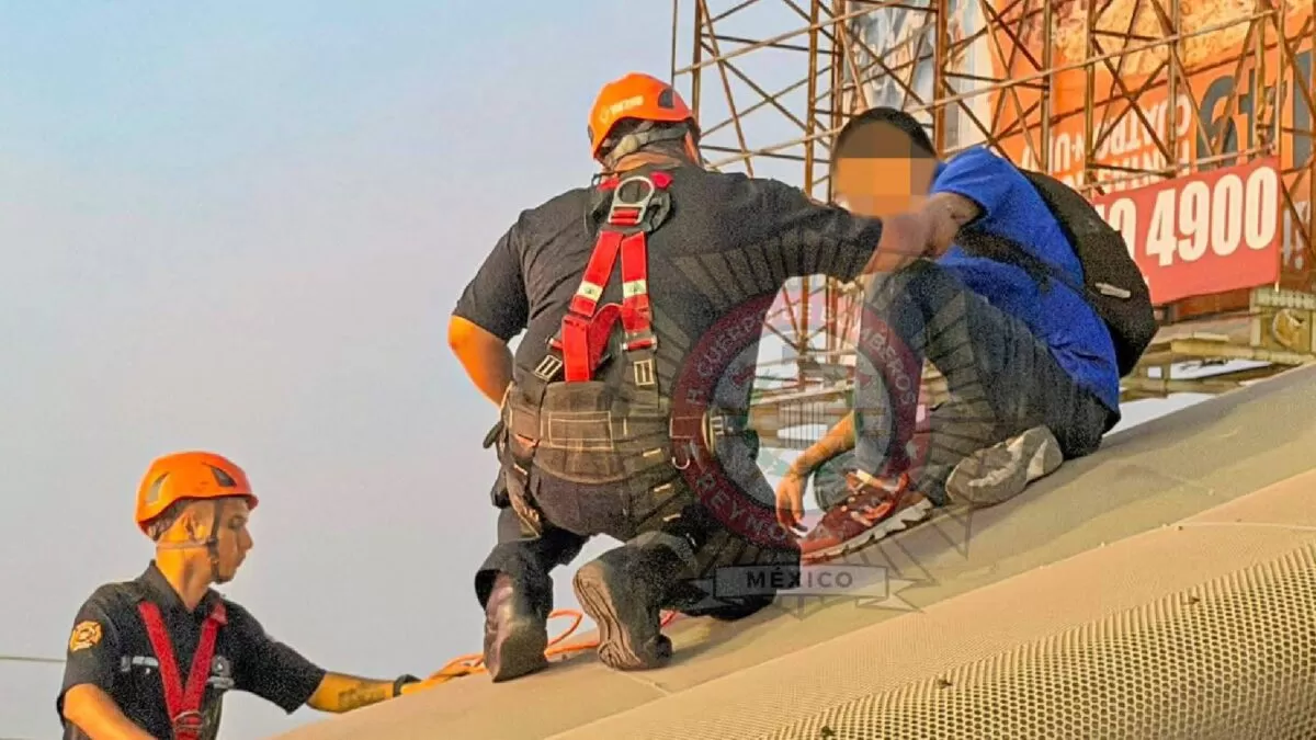 Bombero rescata a joven en crisis en el Puente de la Paz en Reynosa