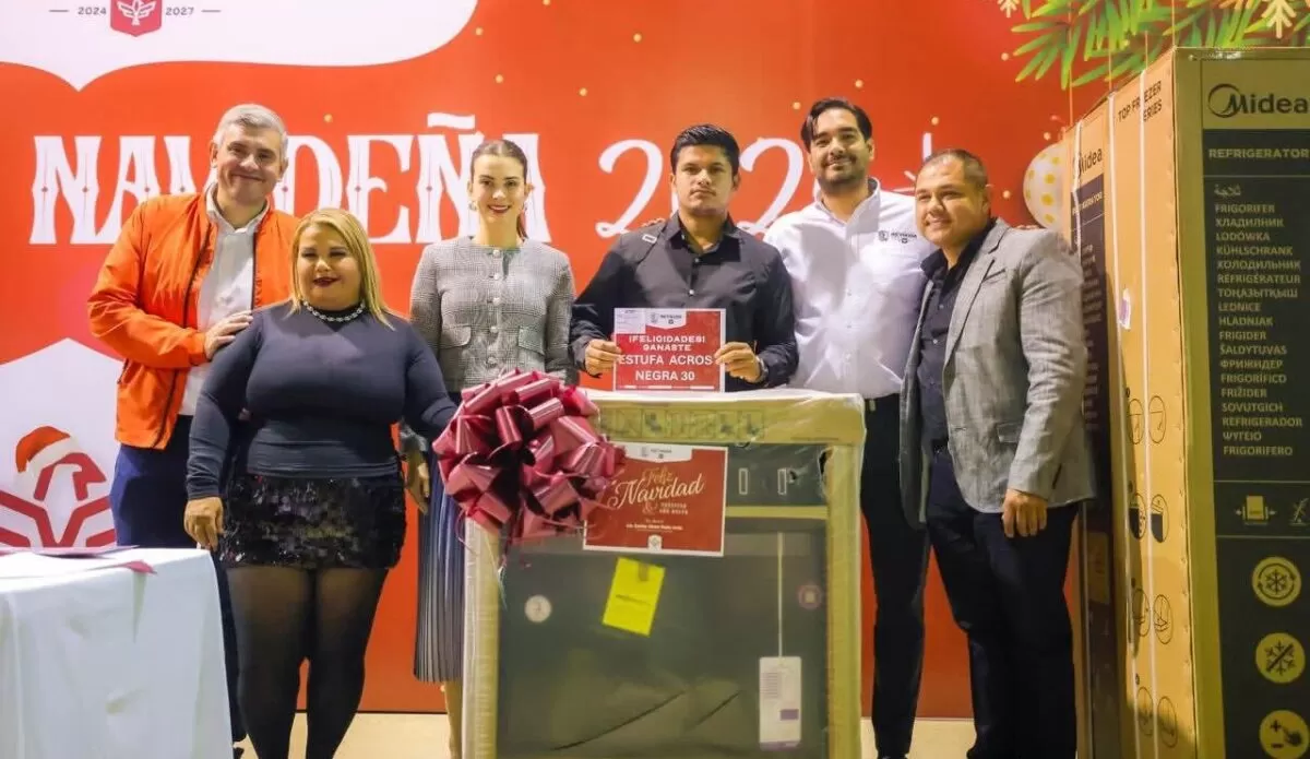 Celebró personal del Gobierno Municipal alegre Posada con el Alcalde Carlos Peña Ortiz
