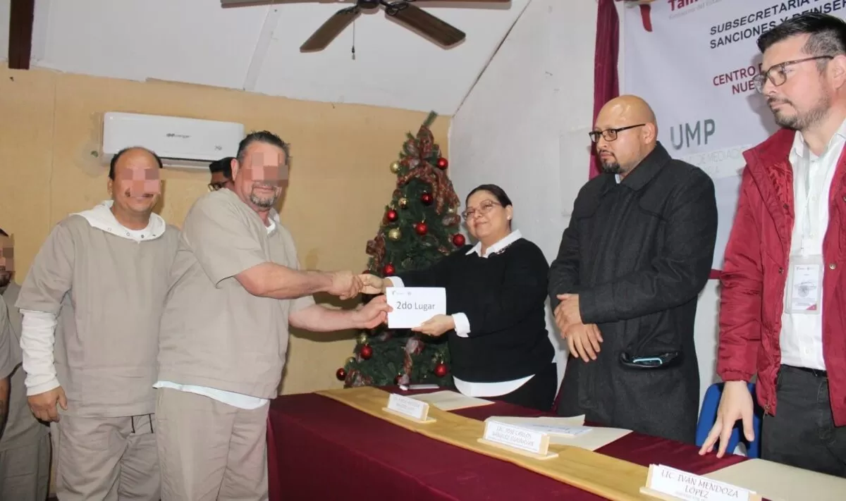 Reciben PPLs reconocimiento y premiación por elaborar “Carteles por la Paz”