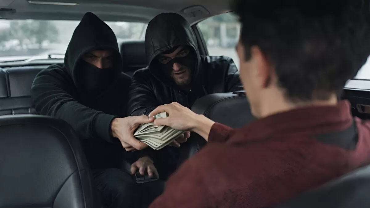 Arrestan a dos hombres por extorsionar a chofer de Didi en Reynosa