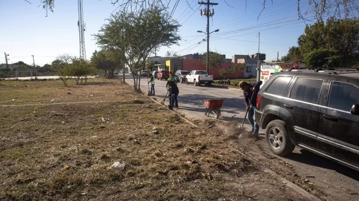 Gobierno de Beto Granados realiza mantenimiento de espacios comunitarios en la col. Del Bosque