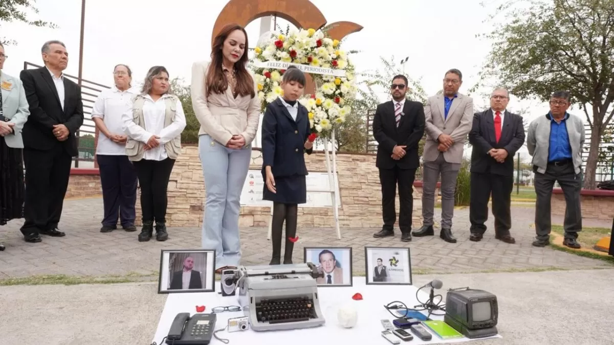 Encabeza Carmen Lilia homenaje por Día Nacional del Periodista en Nuevo Laredo