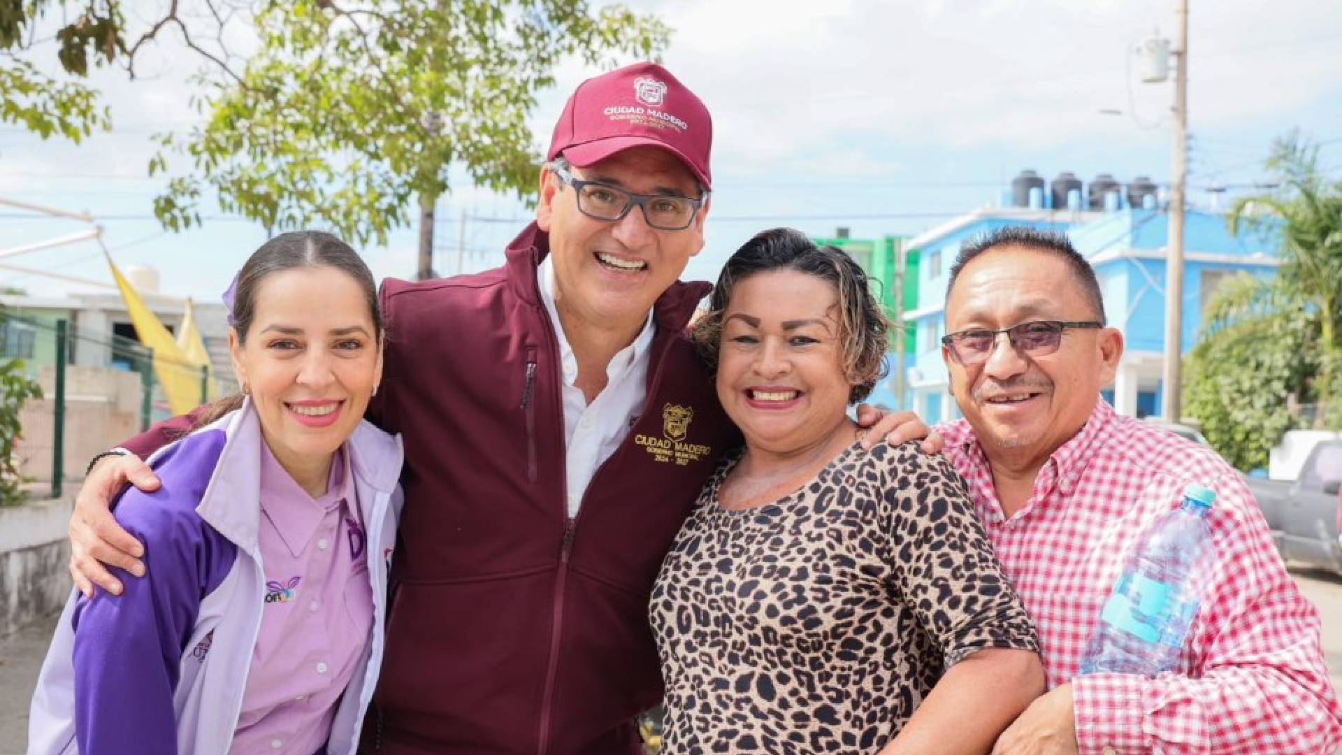 Erasmo González activa 9 módulos «Gobierno en tu colonia», lleva canasta básica y atención médica