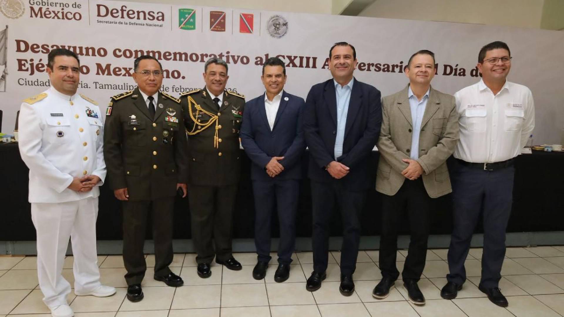 Lalo Gattás participa en ceremonia por el Aniversario del Ejército Mexicano