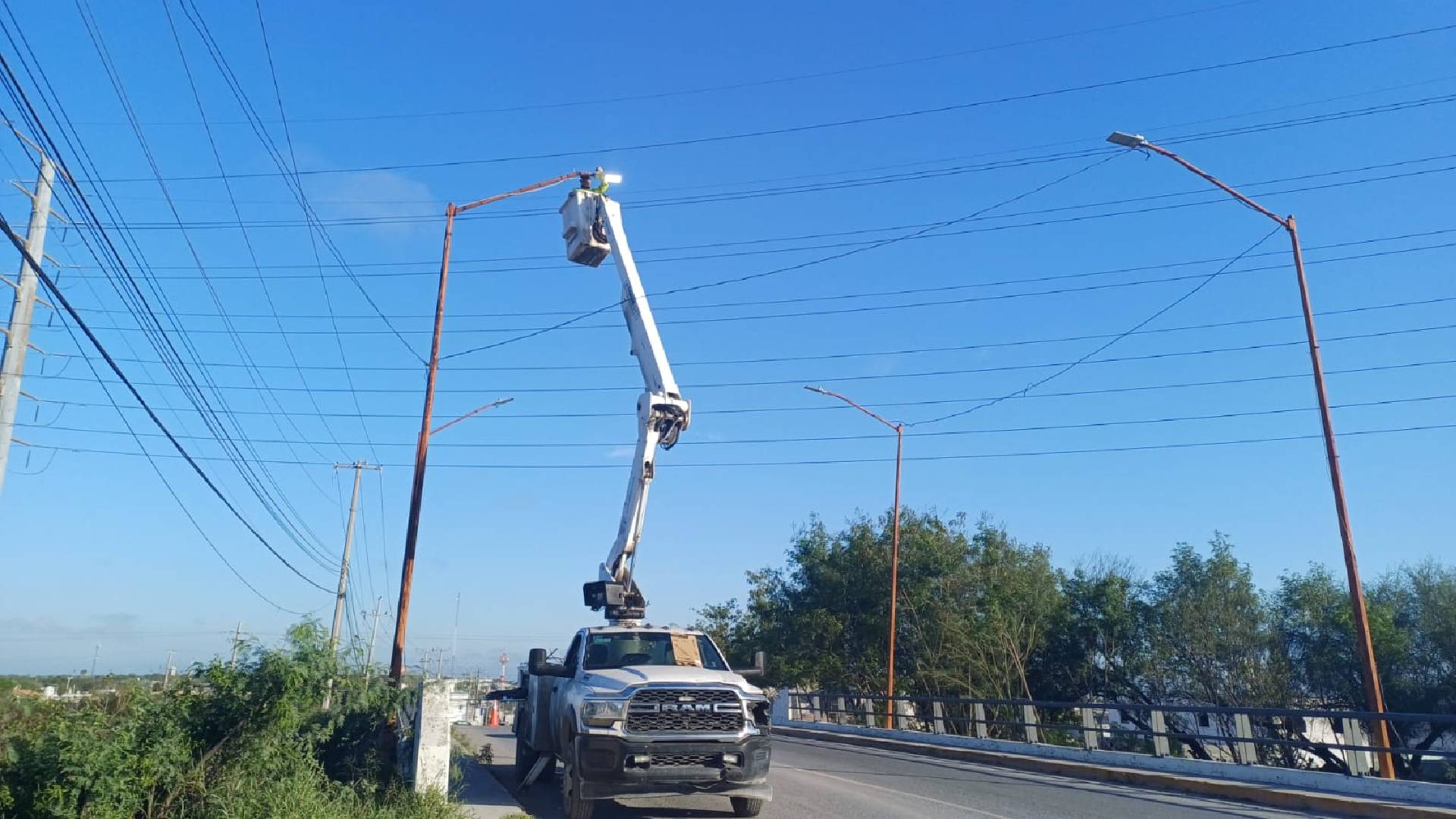 Efectuó Gobierno Municipal de Reynosa más de 900 acciones de alumbrado público