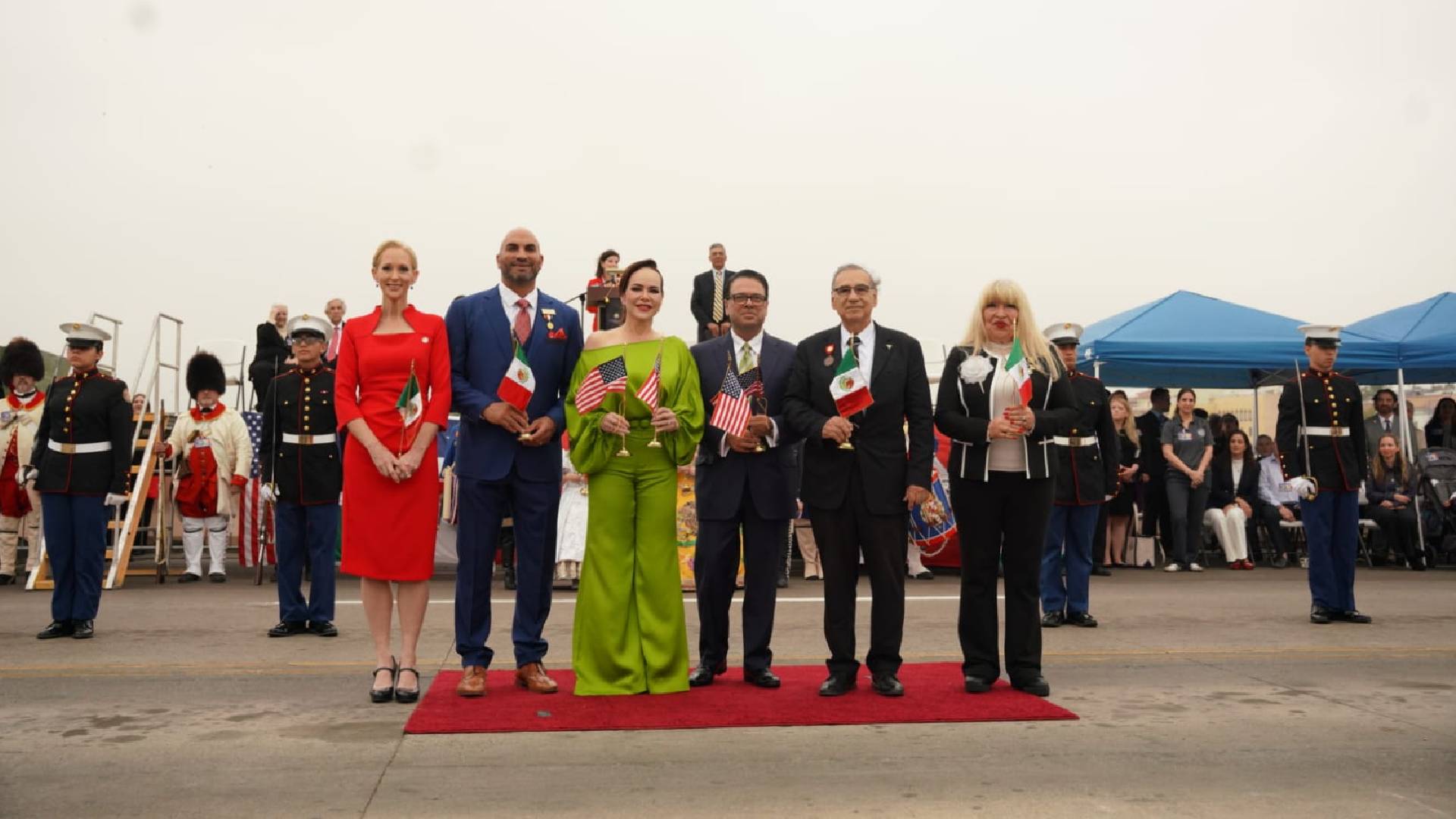 Celebran los dos Laredos alianza estratégica en ceremonia del abrazo; nombran a Carmen Lilia Sra. Internacional 2026