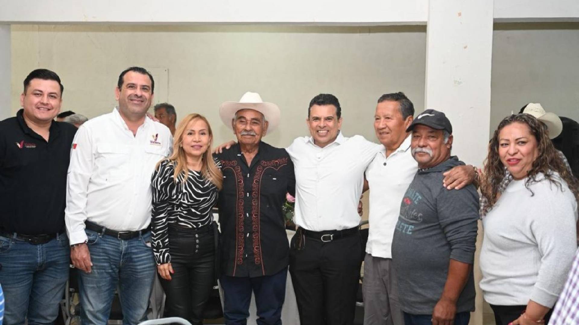 Reconocen Ayuntamiento y Sindicato a personal jubilado
