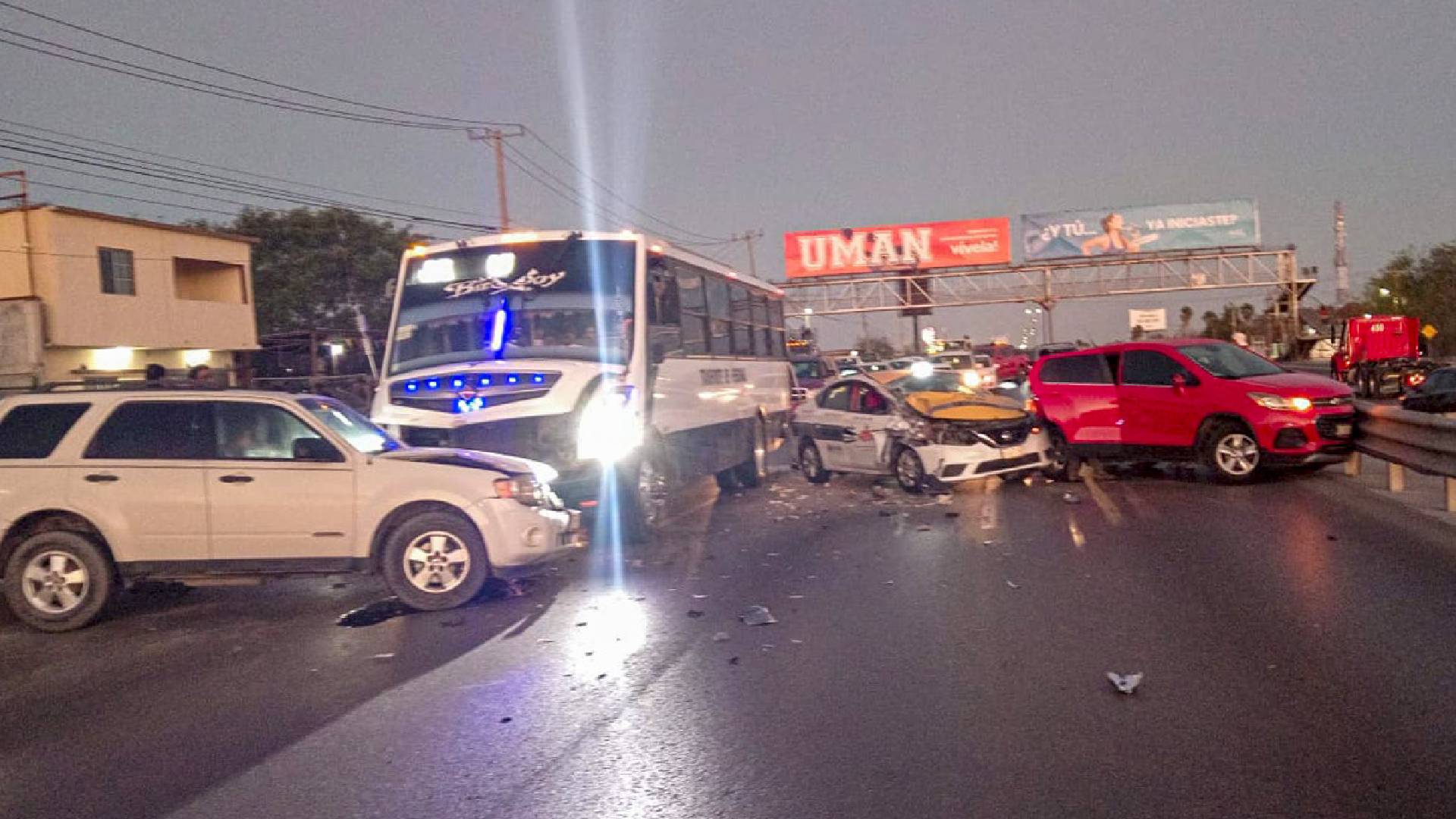 Mega choque deja dos lesionados en Reynosa