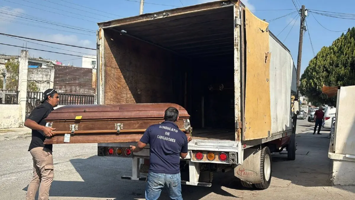 Embargan alrededor de 60 ataúdes por laudo laboral en Tamaulipas
