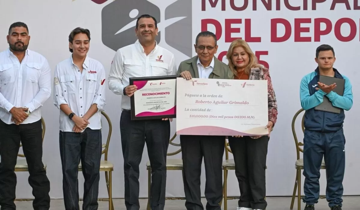 Premian a deportistas destacados de Victoria
