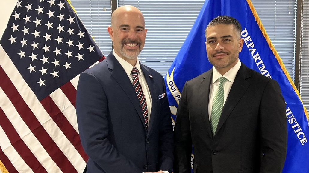 Harfuch se reúne con la DEA en Washington para fortalecer cooperación contra el narcotráfico