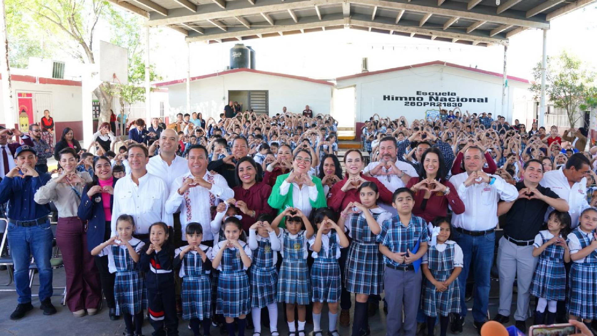 Alcaldesa Carmen Lilia Canturosas transforma primaria al poniente de la ciudad con construcción de nuevas aulas
