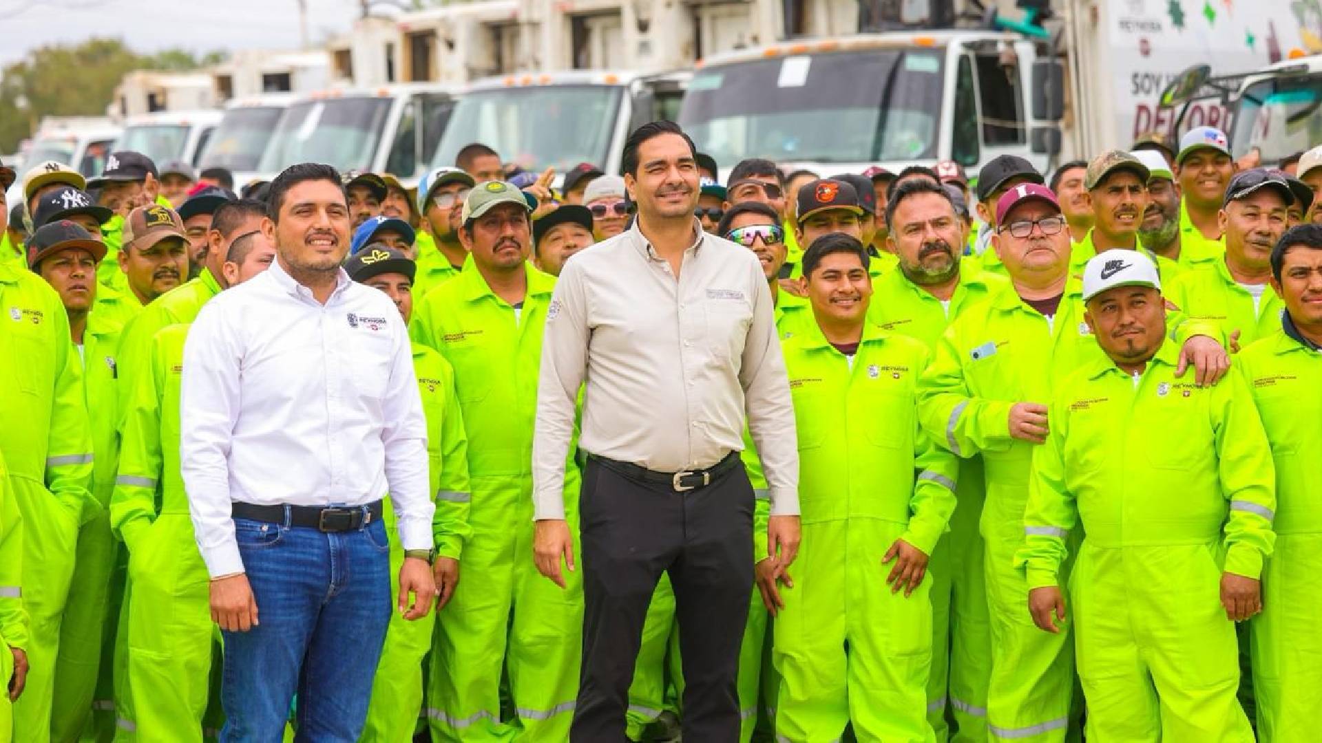 Carlos Peña pone en marcha Jornada Imparable de Limpieza en fraccionamiento Arecas