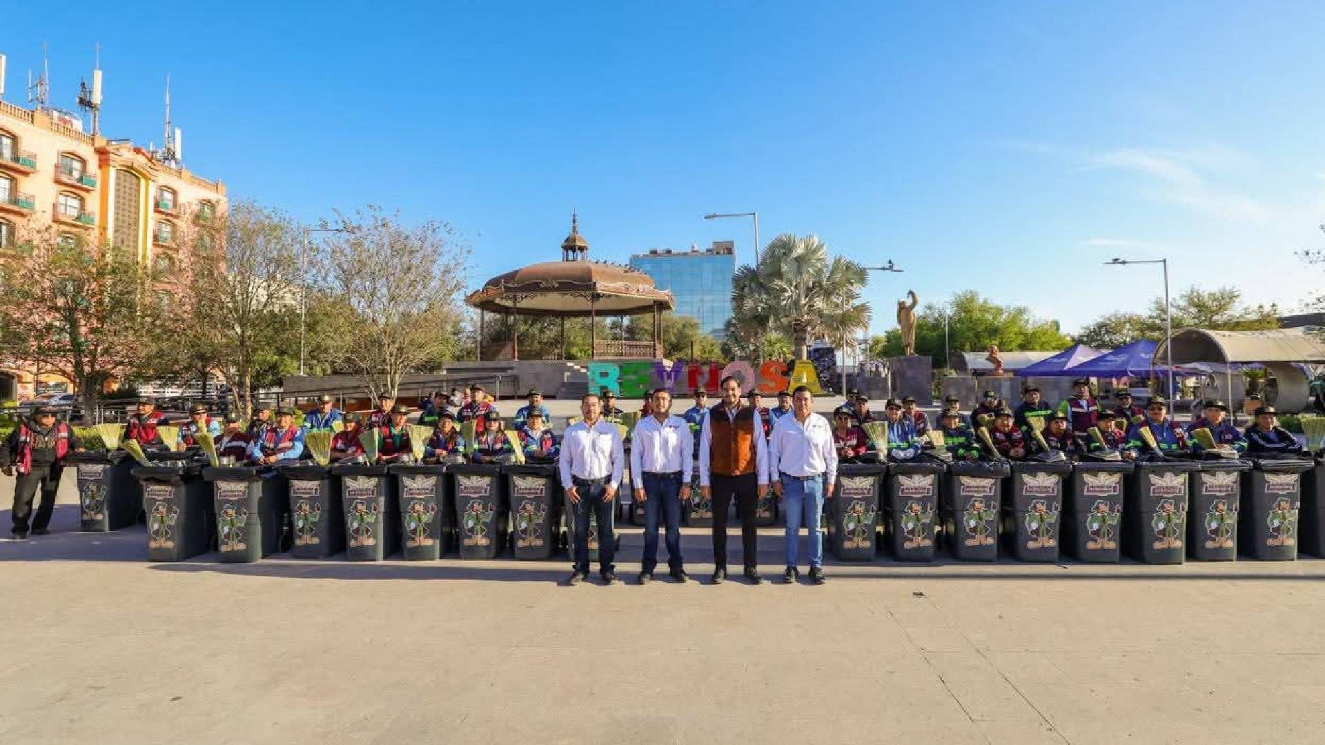 Fortalece Carlos Peña Ortiz equipamiento de trabajadores municipales