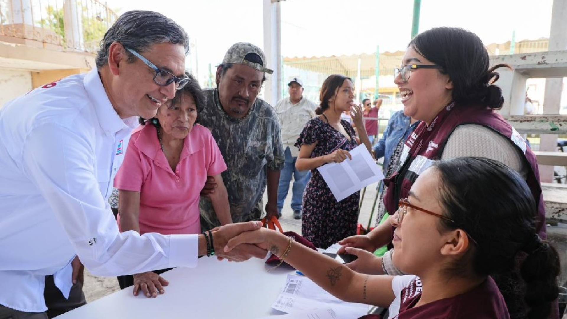 Erasmo González refuerza servicios y apoyos a más de mil familias con Jornada “Gobierno en tu Colonia”