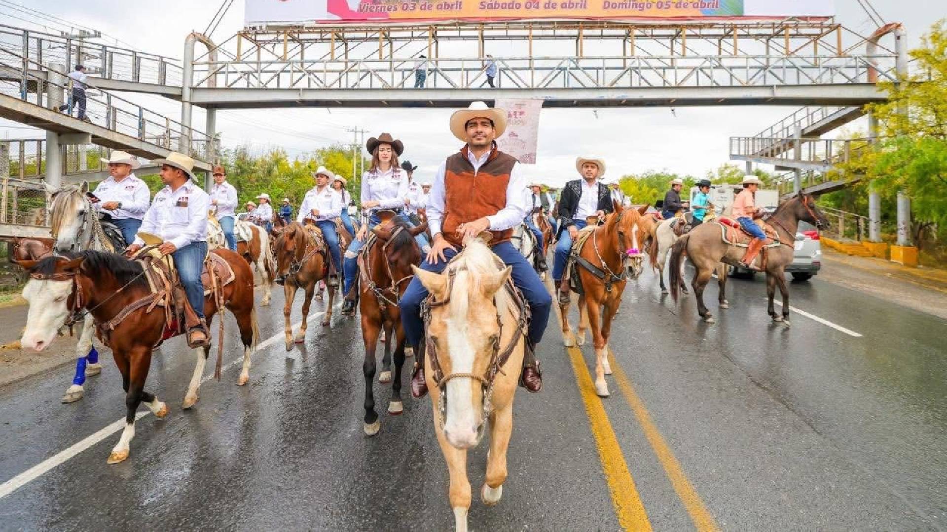 Reynosa celebra su 277 aniversario con tradicional cabalgata
