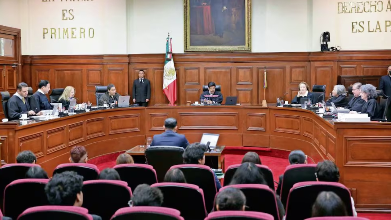 Suprema Corte oculta costo de sus vehículos por “seguridad”
