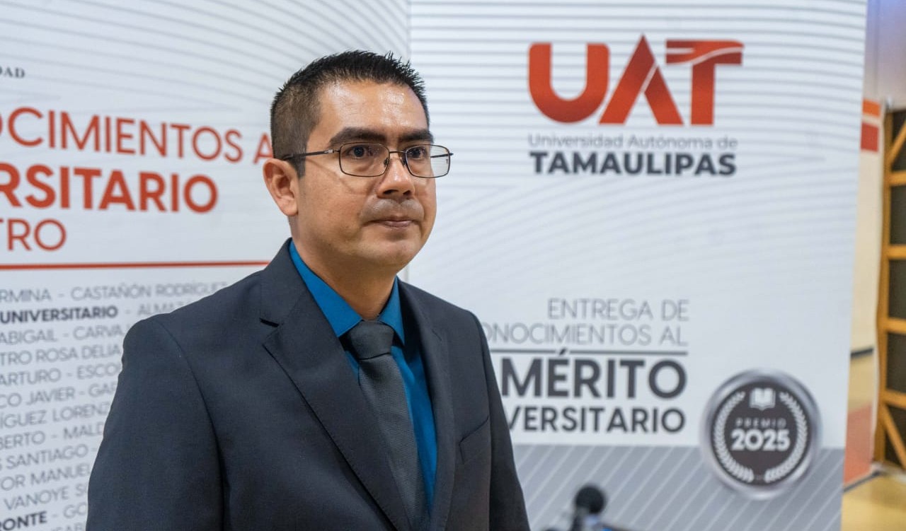 Galardona la UAT a joven investigador por su contribución al desarrollo científico