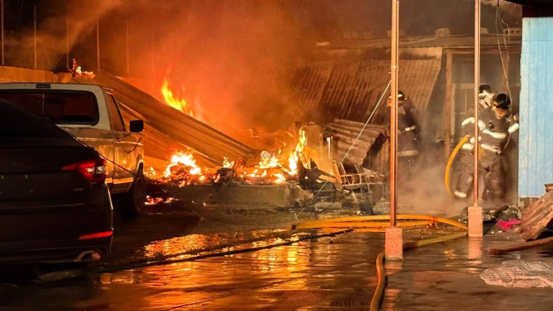 Incendio consume vivienda y deja cinco lesionados en Reynosa
