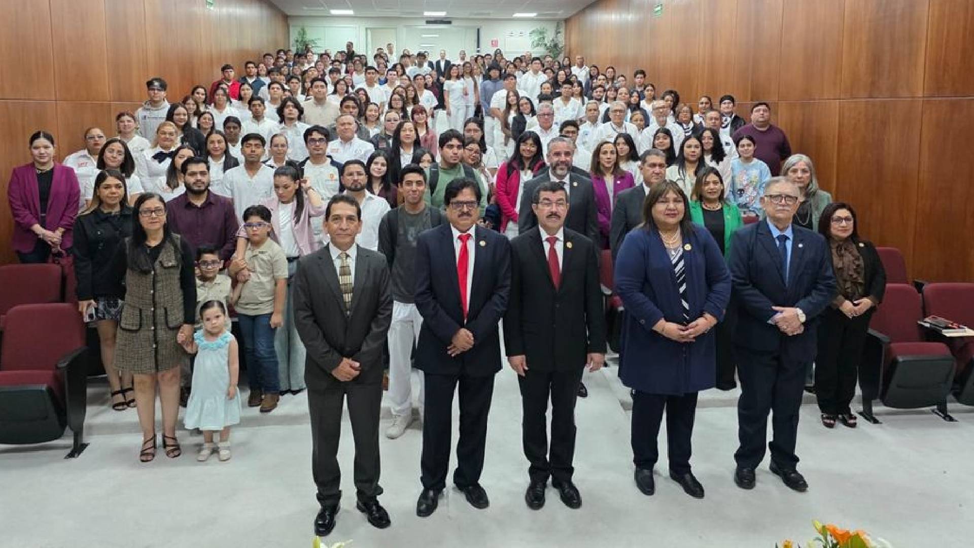 Nombran nuevo director en la Facultad de Medicina Matamoros