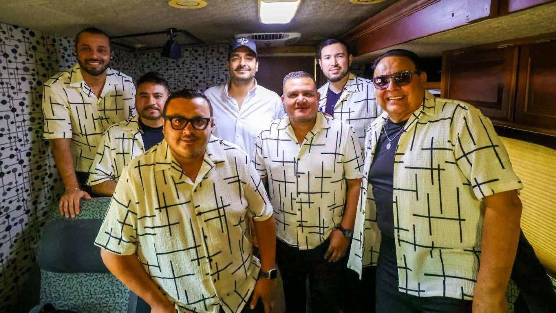 Carlos Peña Ortiz presenta “El Vayvén del Amor” en La Playita de Reynosa