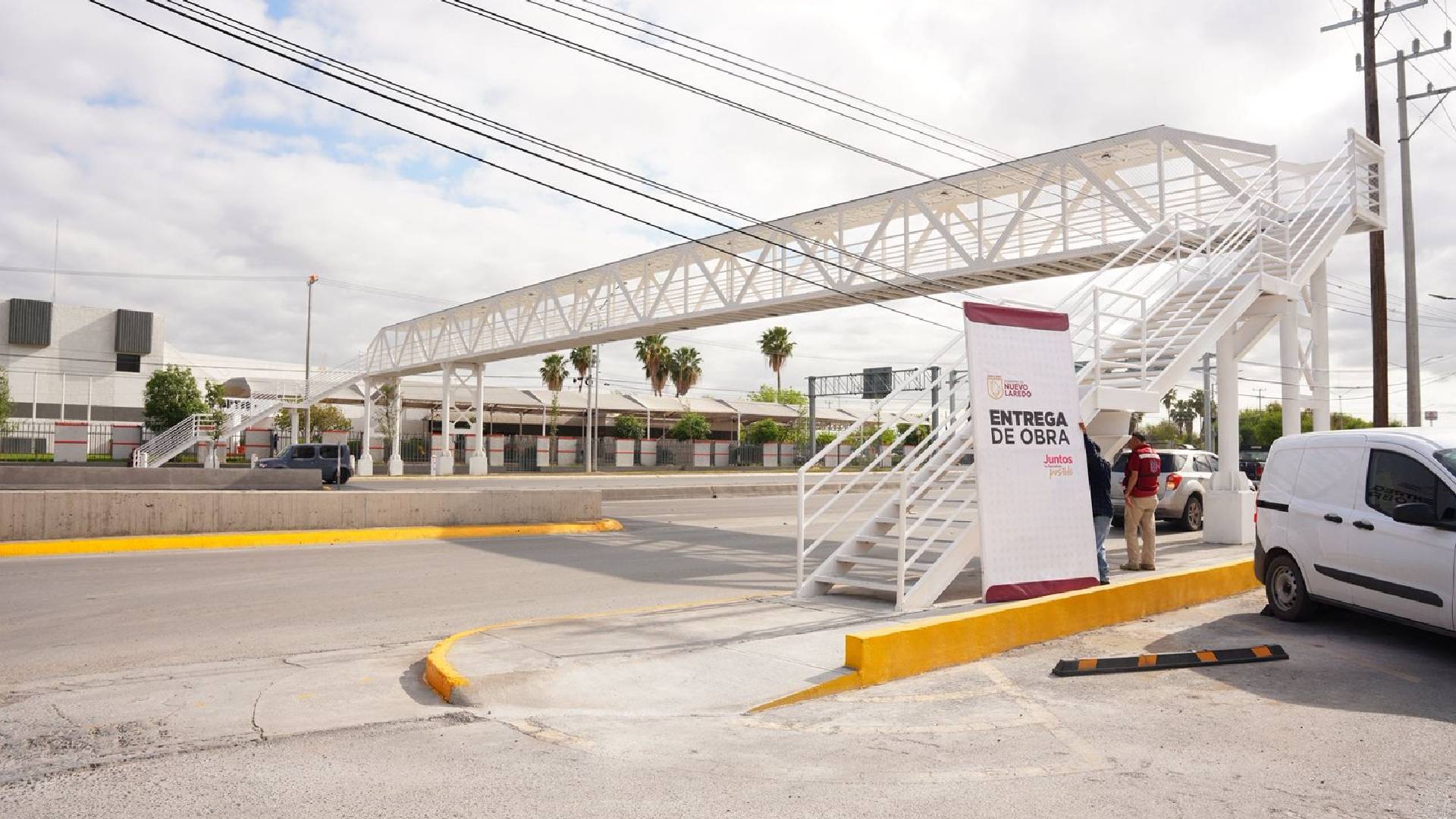 Cumple alcaldesa Carmen Lilia Canturosas con obras de seguridad vial para familias del poniente