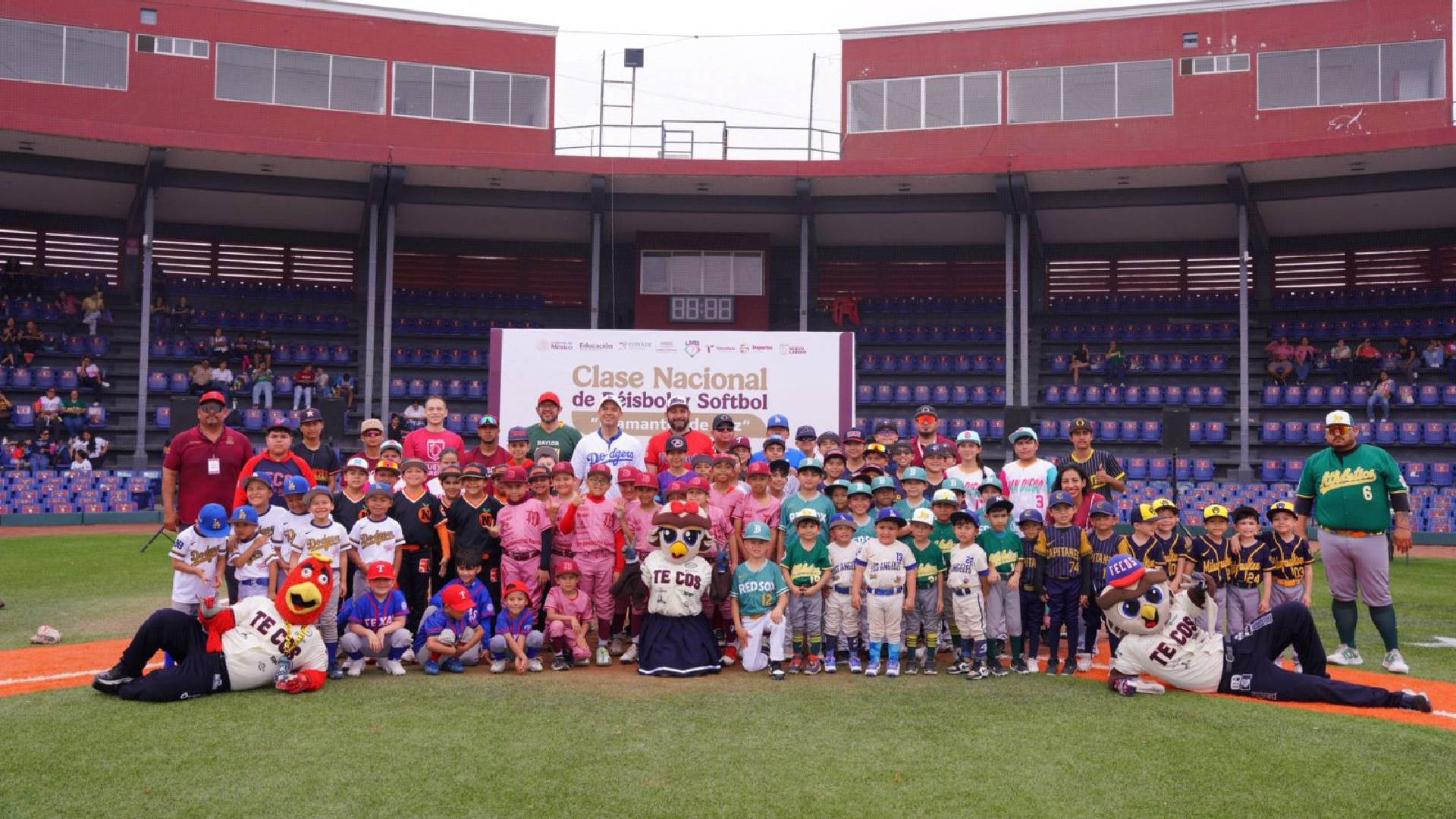 Con gran participación, Nuevo Laredo vive con éxito la clase nacional «Diamantes de Paz»