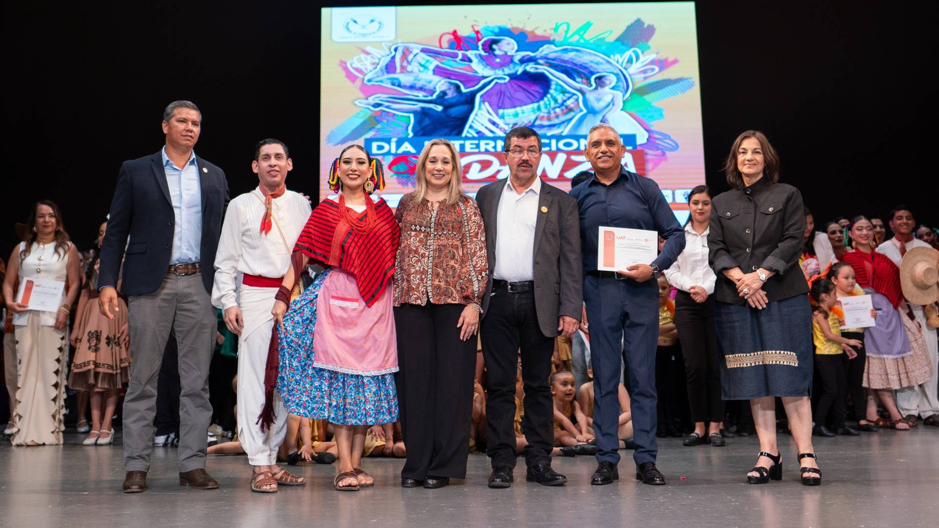 UAT celebra el Día de la Danza con gala que reúne talento universitario