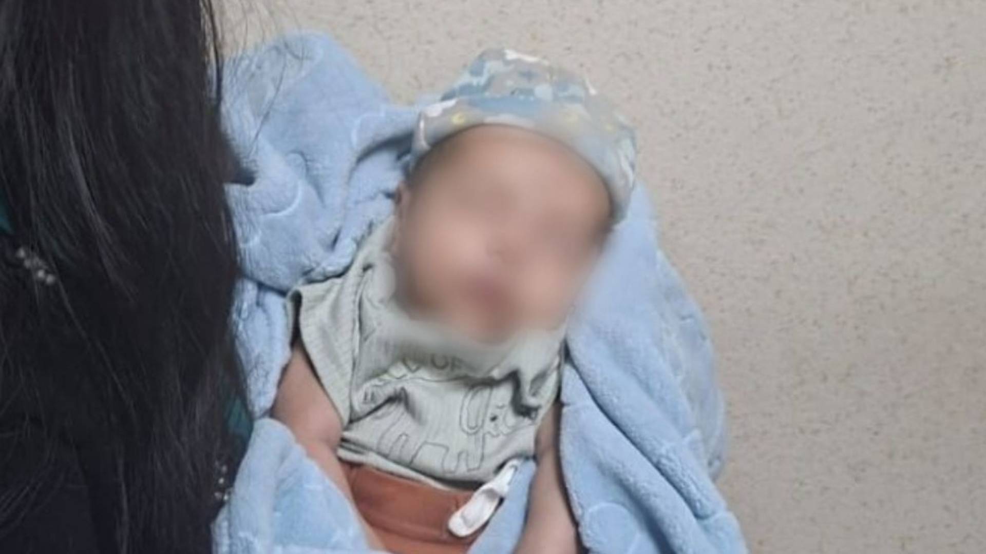 Bebé desaparecido es localizado; mujer intentó comprarlo