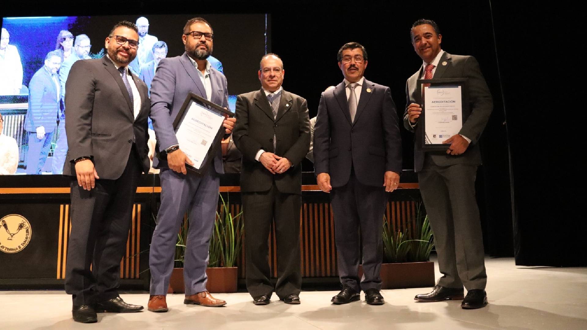 UAT alcanza nivel histórico con programas 100% acreditados