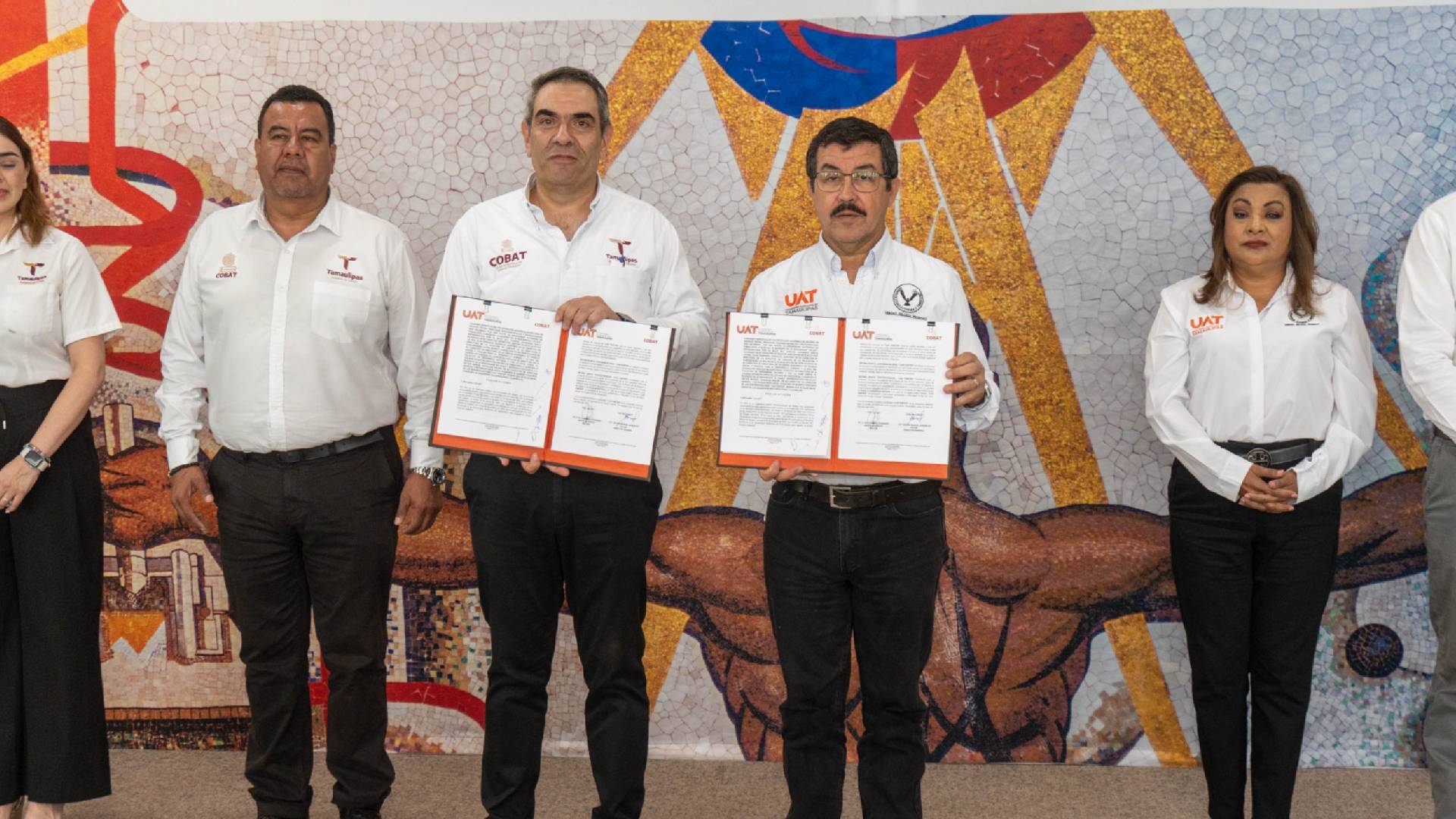 UAT y COBAT firman convenio para apoyar a estudiantes en salud y educación