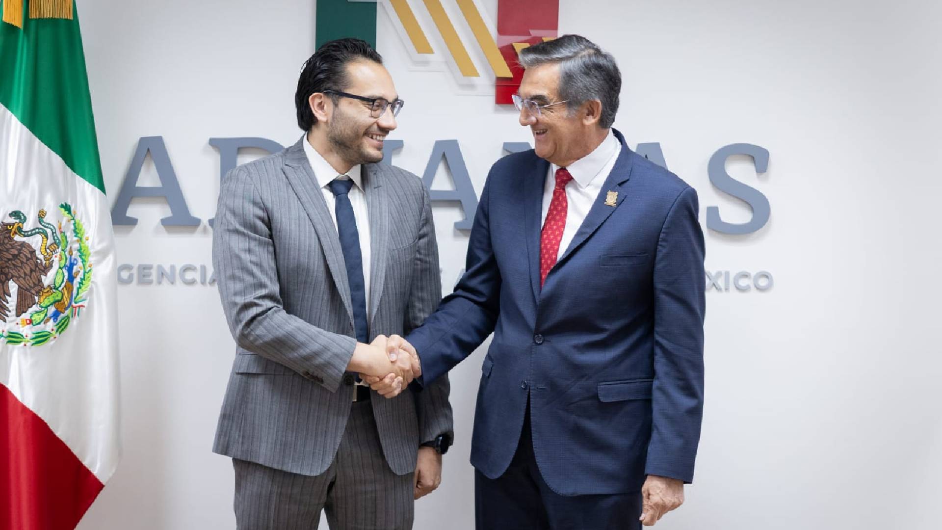 Américo impulsa proyectos estratégicos tras reunión con Aduanas
