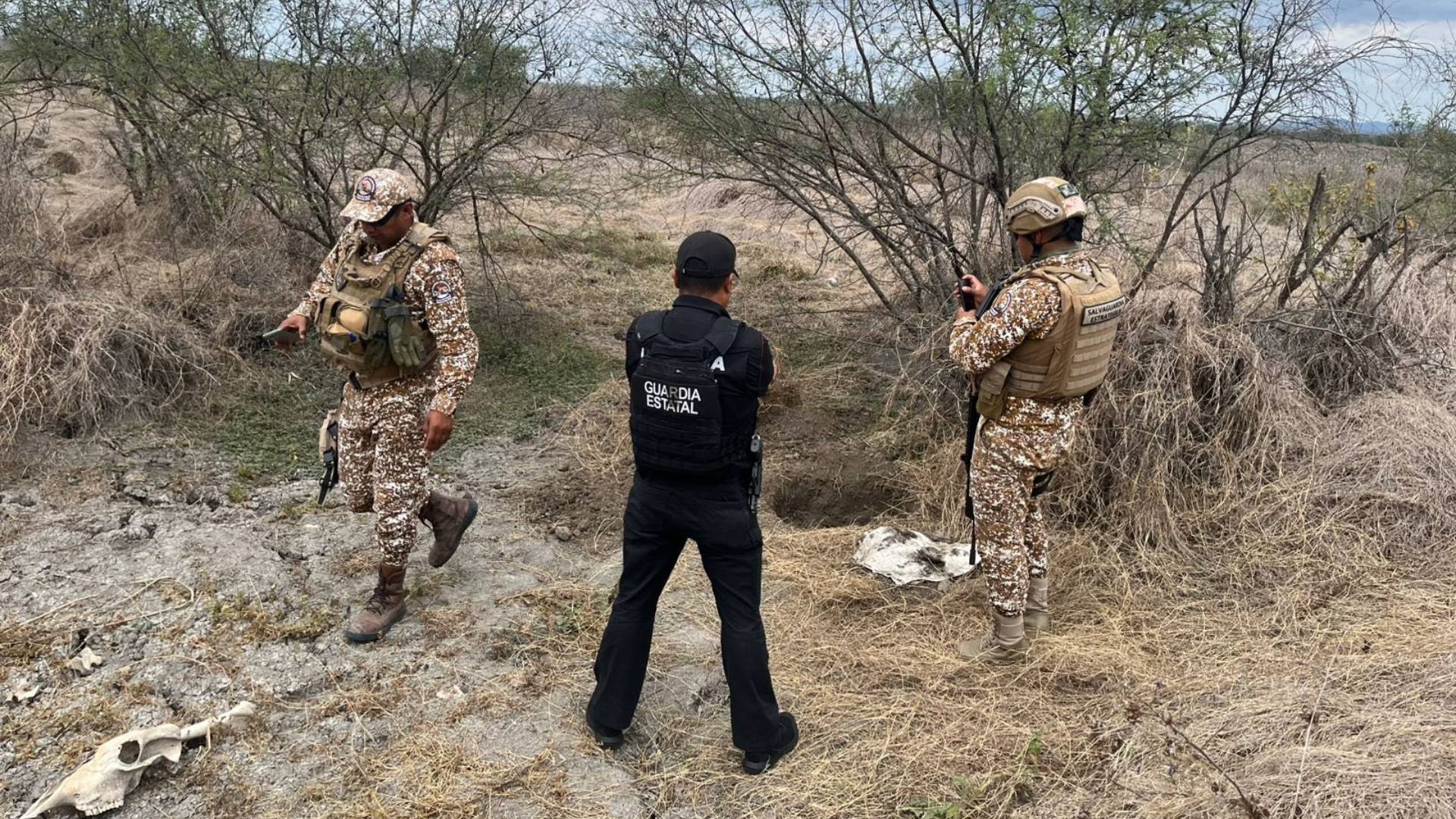 Detectan dos tomas clandestinas en ductos de Pemex en Altamira