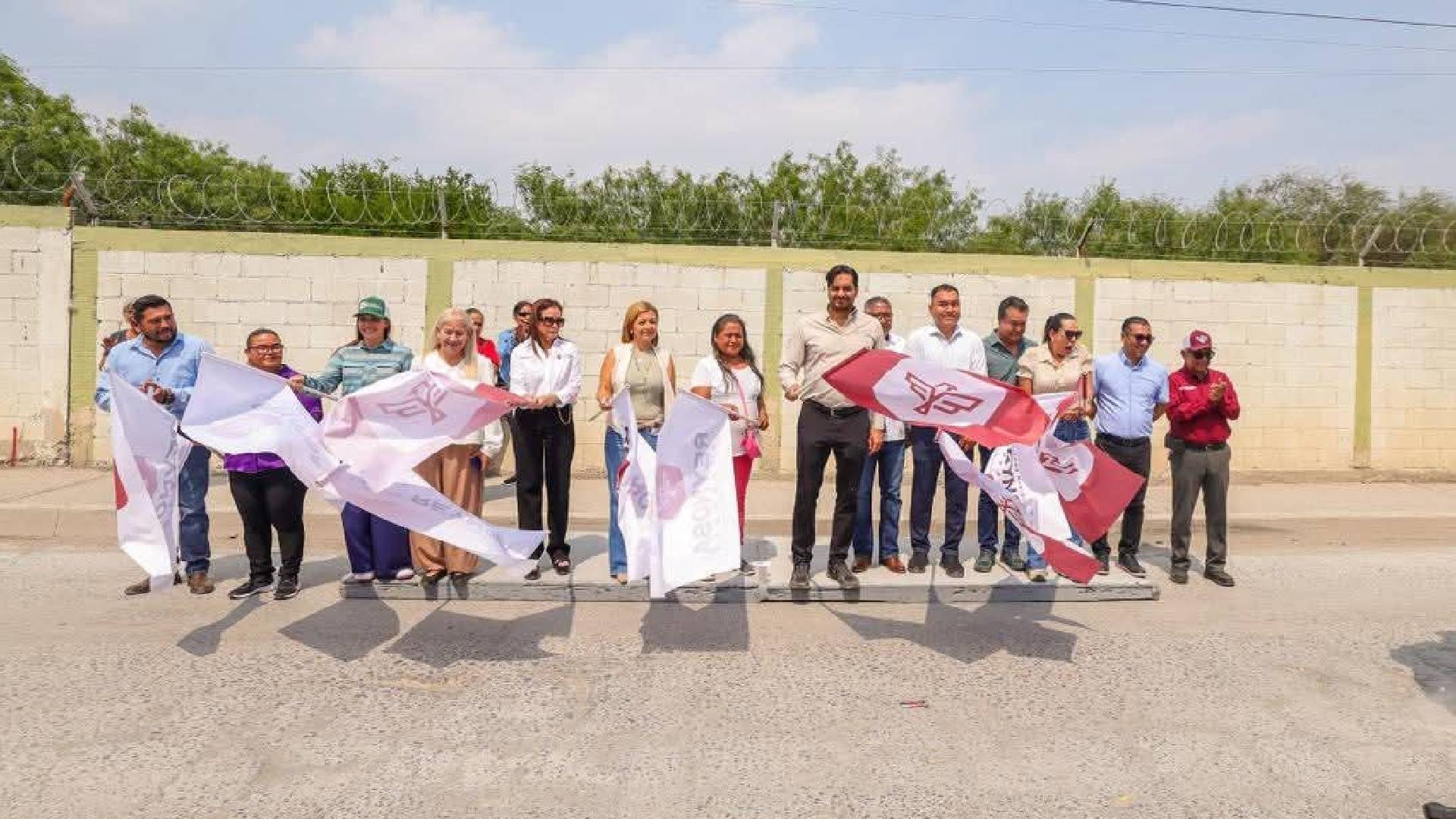 Carlos Peña arranca pavimentación en el Fraccionamiento Reynosa