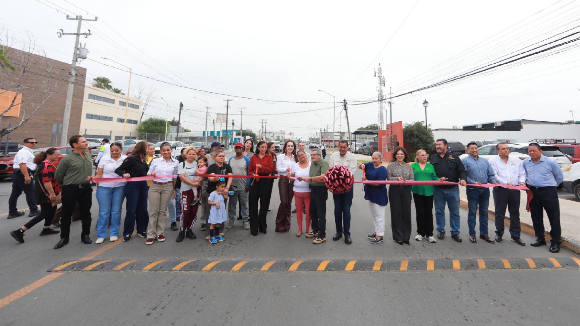Entrega Carmen Lilia Canturosas obras de infraestructura hídrica y urbana al sur de Nuevo Laredo