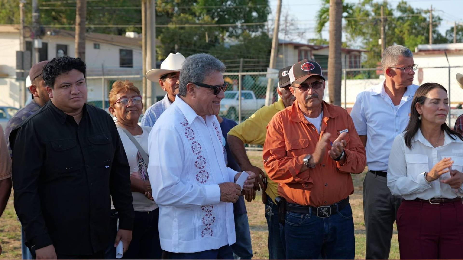 Armando Martínez arranca rehabilitación de alumbrado en espacios deportivos