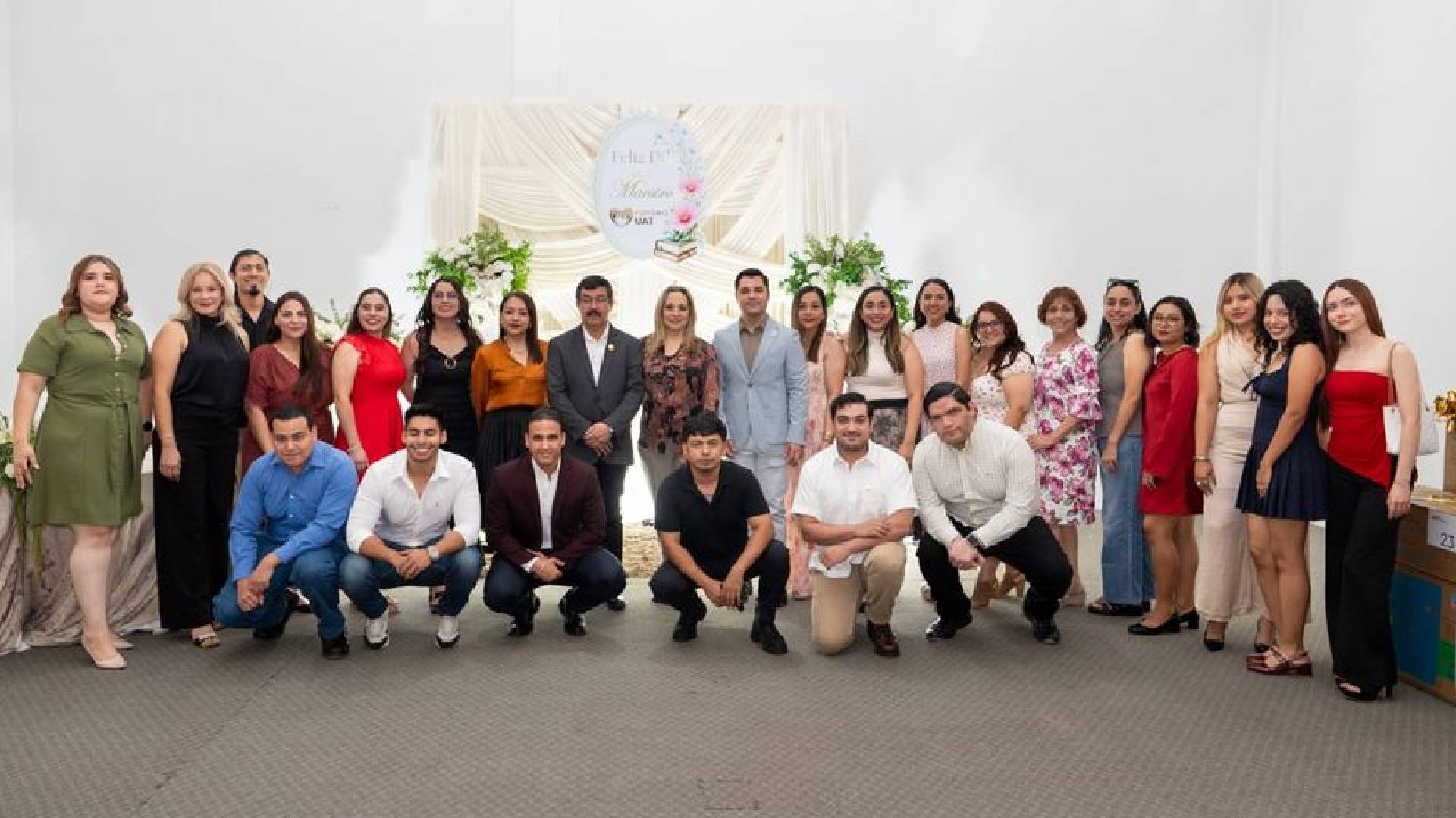 Dámaso Anaya reconoce trabajo de docentes de la UAT