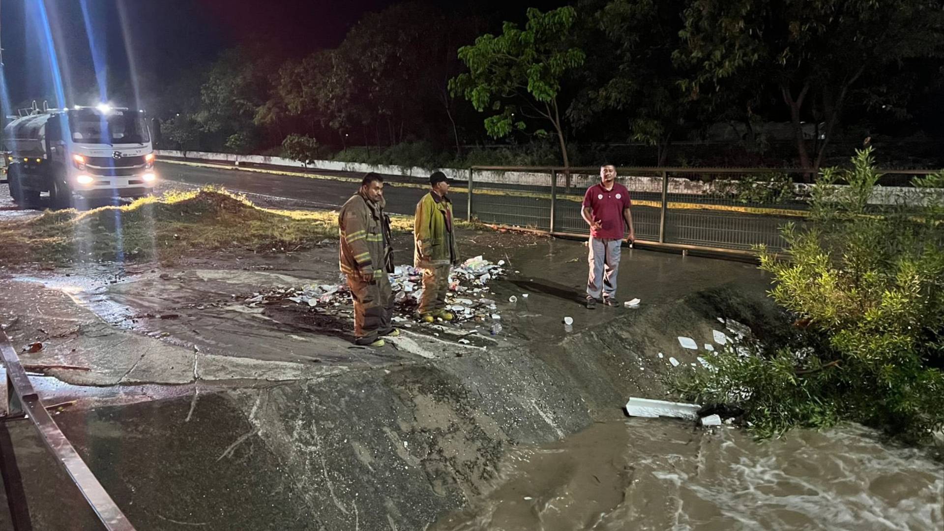 Fuertes lluvias en Victoria registra saldo blanco