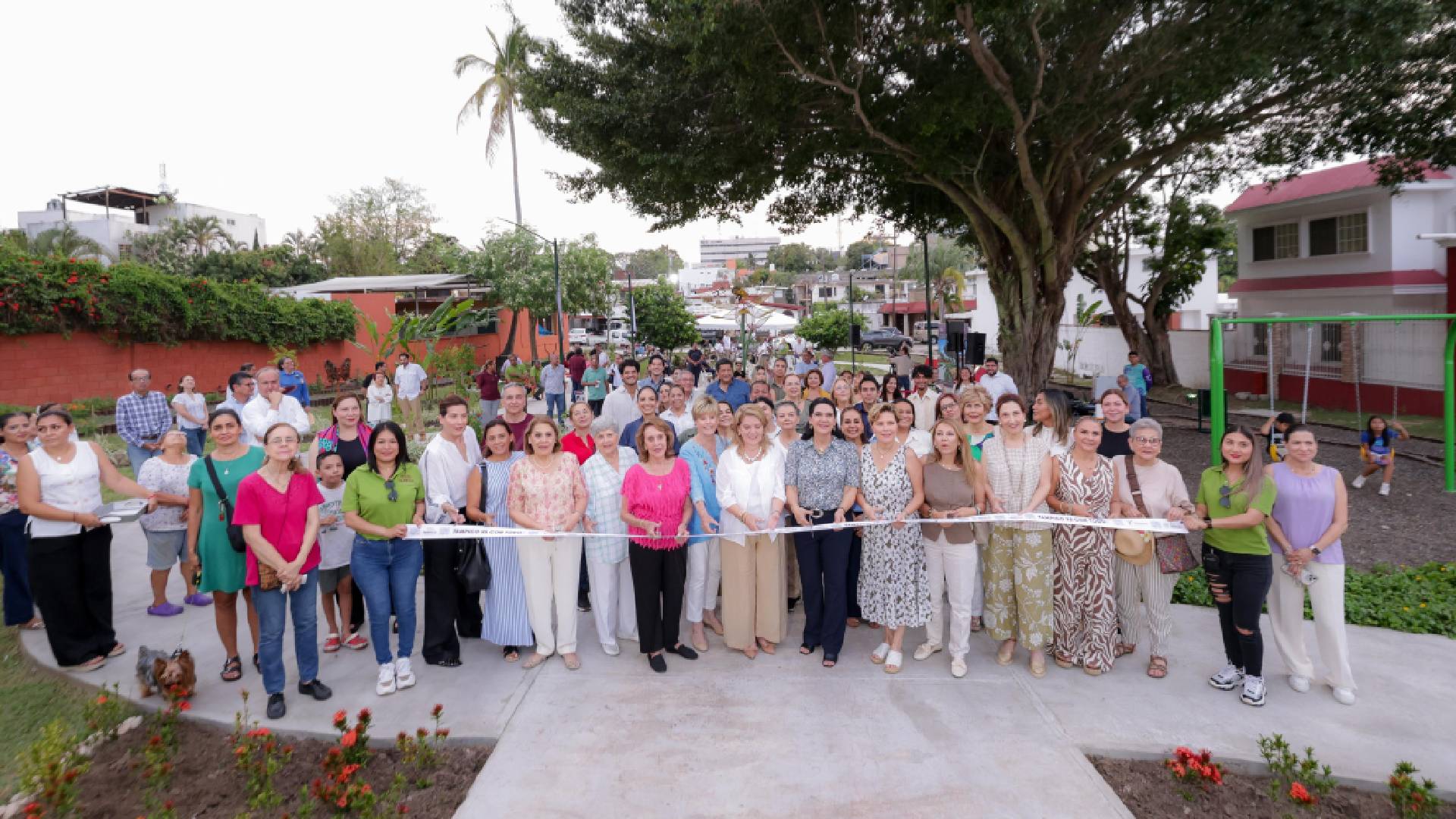 Mónica Villarreal reinaugura Plaza Fraile y fortalece espacios de convivencia en Tampico