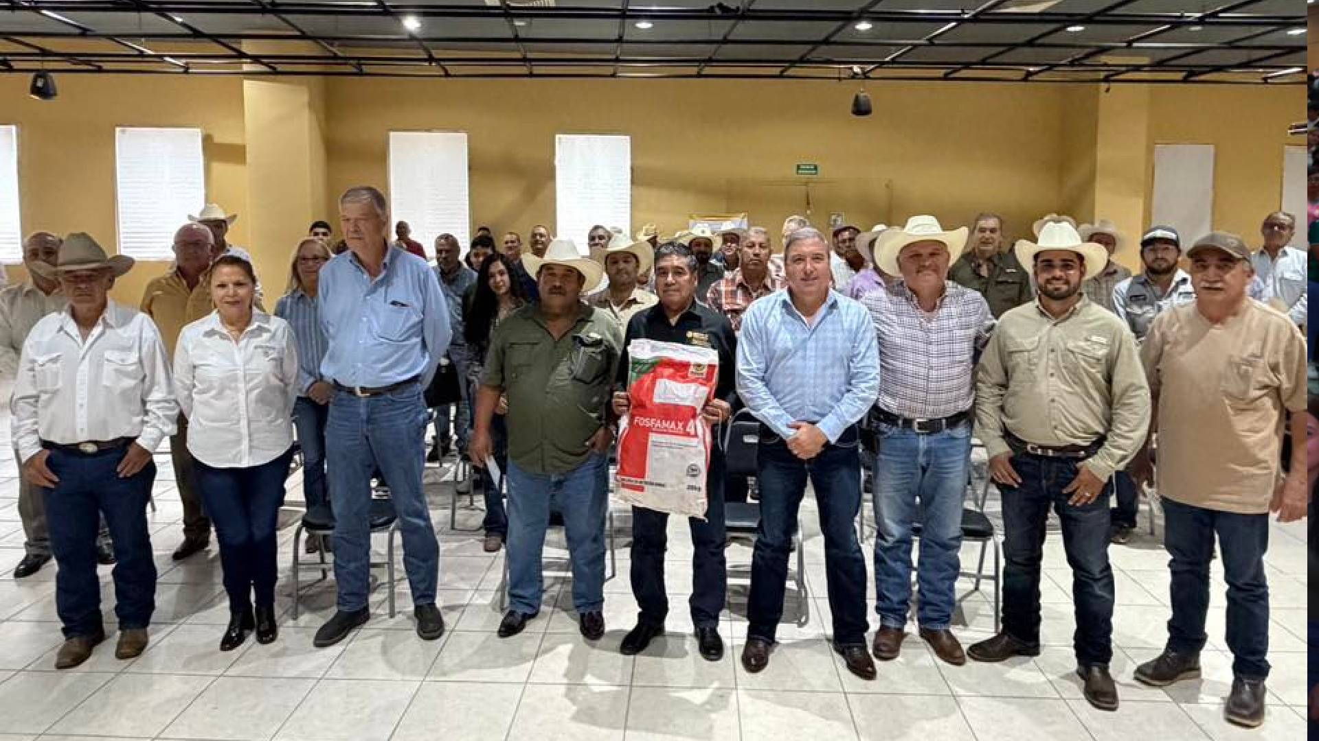 Gobierno de Nuevo Laredo fortalece al sector Ganadero con el programa «Mineraliza tu Ganado»