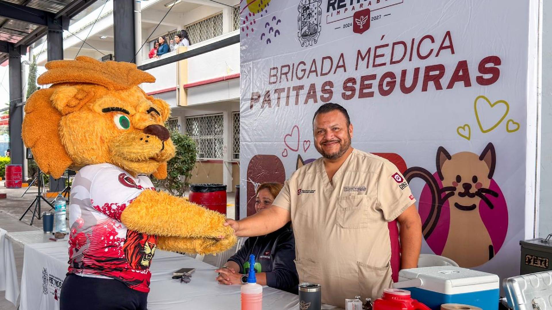 Carlos Peña invita a Jornada Médica Veterinaria en el COBAT 22