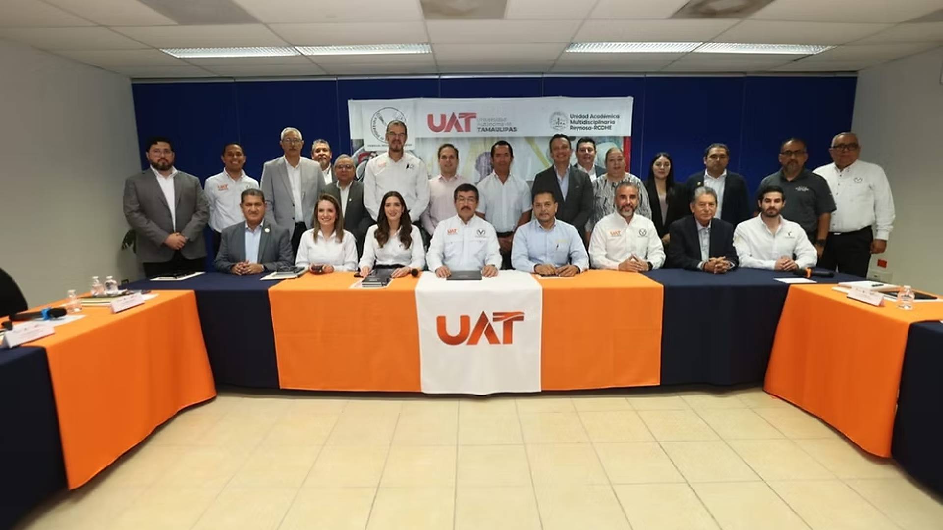 Dámaso Anaya impulsa experiencias internacionales para universitarios