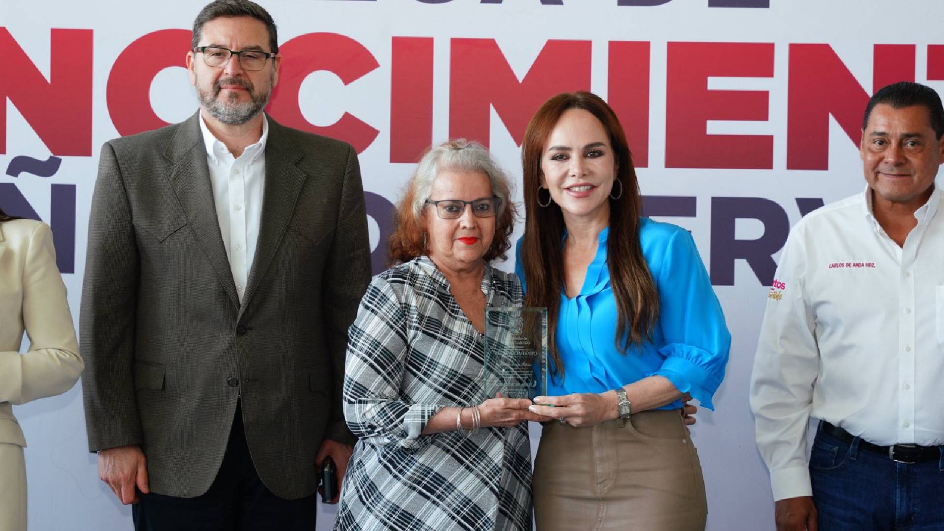 Gobierno de Nuevo Laredo reconoce a trabajadores municipales con más de 40 años de servicio a la ciudadanía