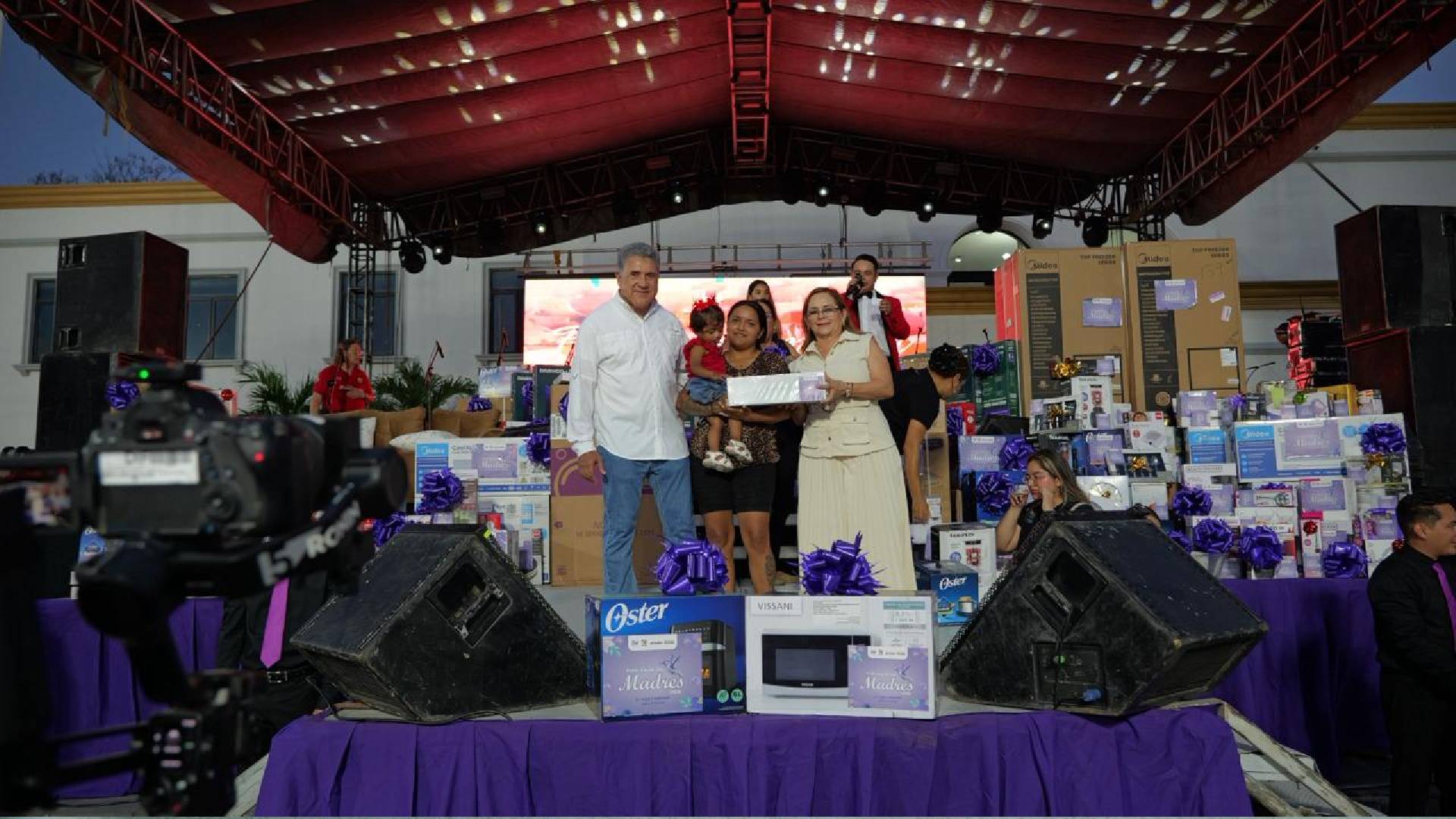 Altamira festeja a las madres en su día en Altamira